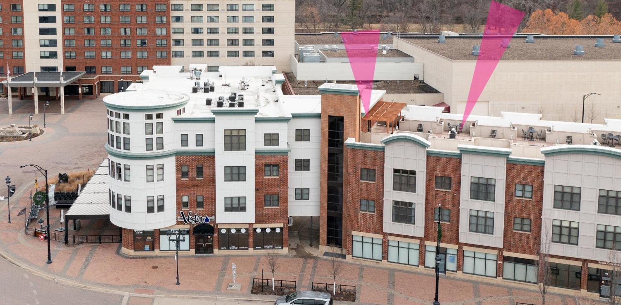 Iowa River Landing Luxury 2-Bed & 2-Bath Condo Coralville Exterior photo